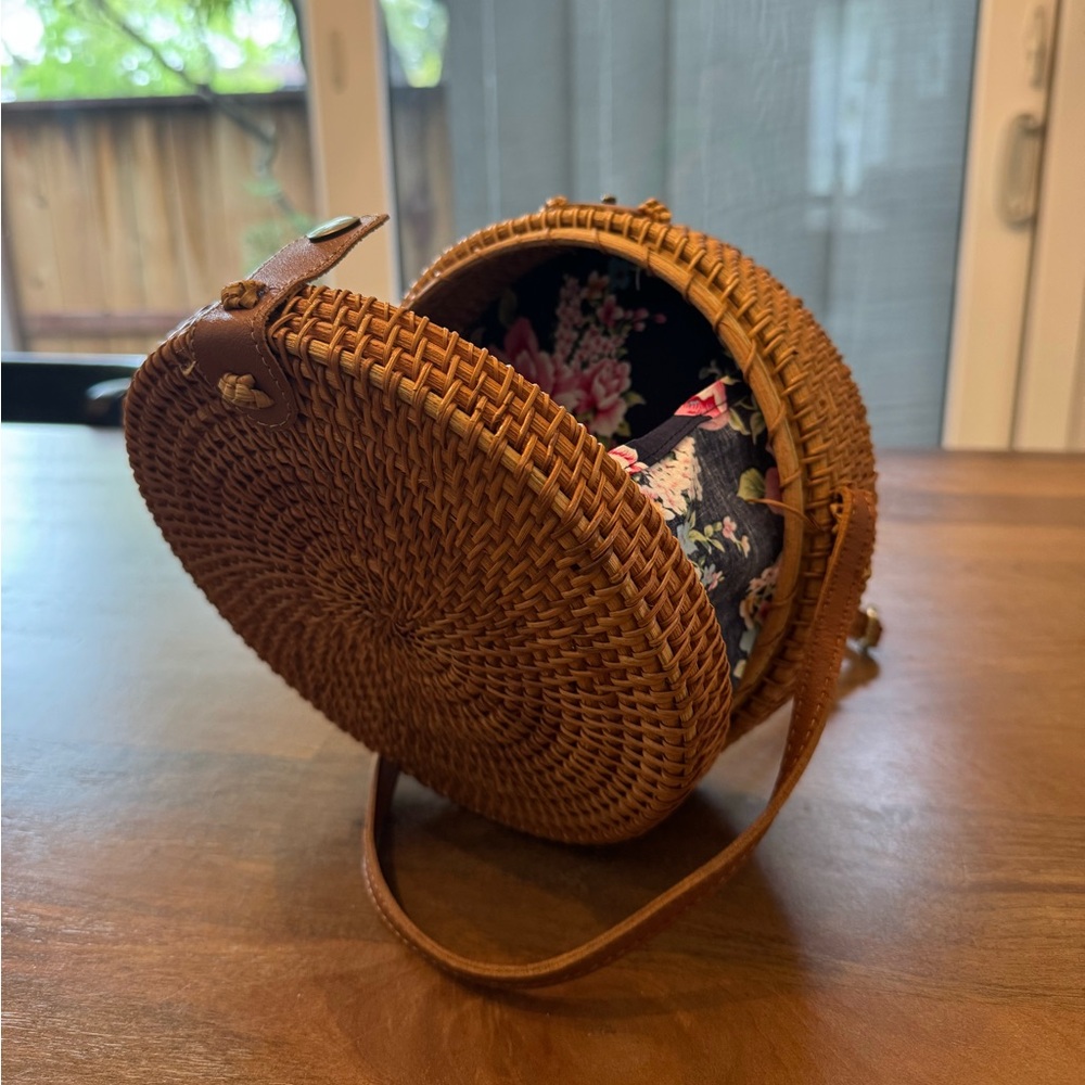 Round Woven Tan Crossbody Bag